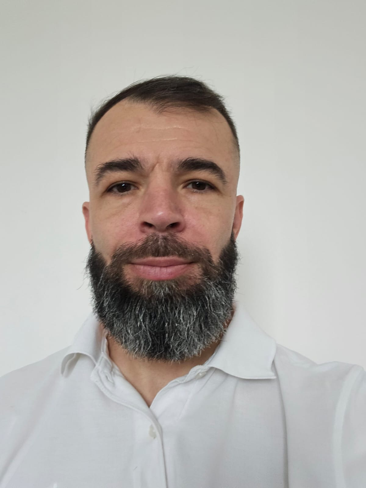 MUDr. Tomáš Takáč